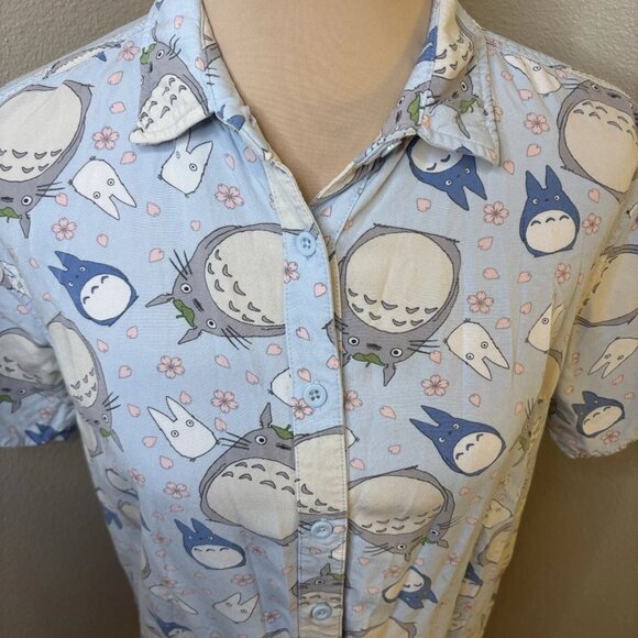 Hot Topic Studio Ghibli My Neighbor Totoro Light Blue Shirt Women's Size XS - Picture 2 of 7